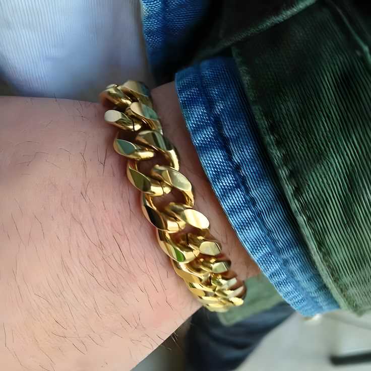 Wear Success. Shine Bright - Gold Cuban Bracelet Men